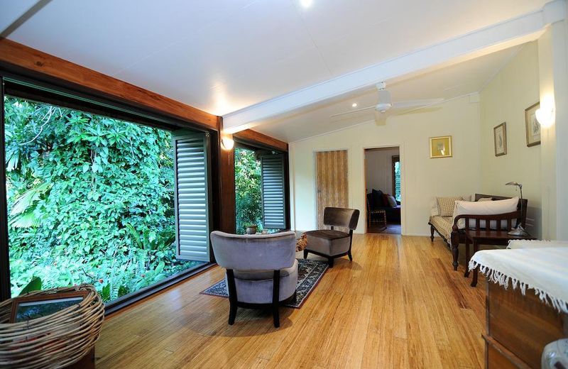 Cow Bay Homestay B&B