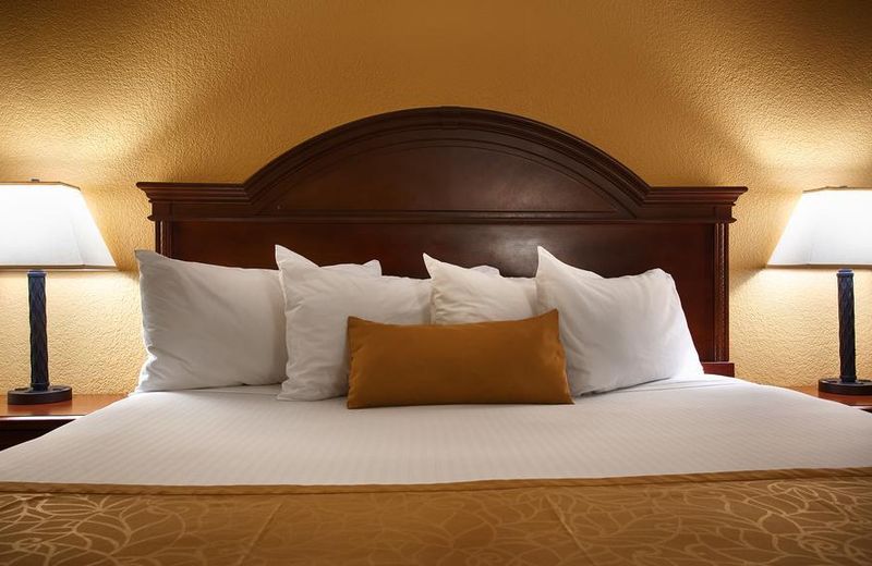 BEST WESTERN - COOPERS MILL