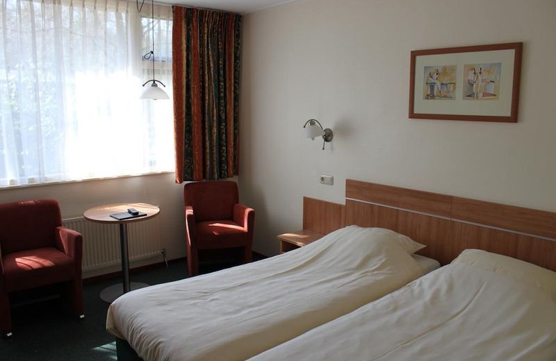 PARKHOTEL HIERDEN