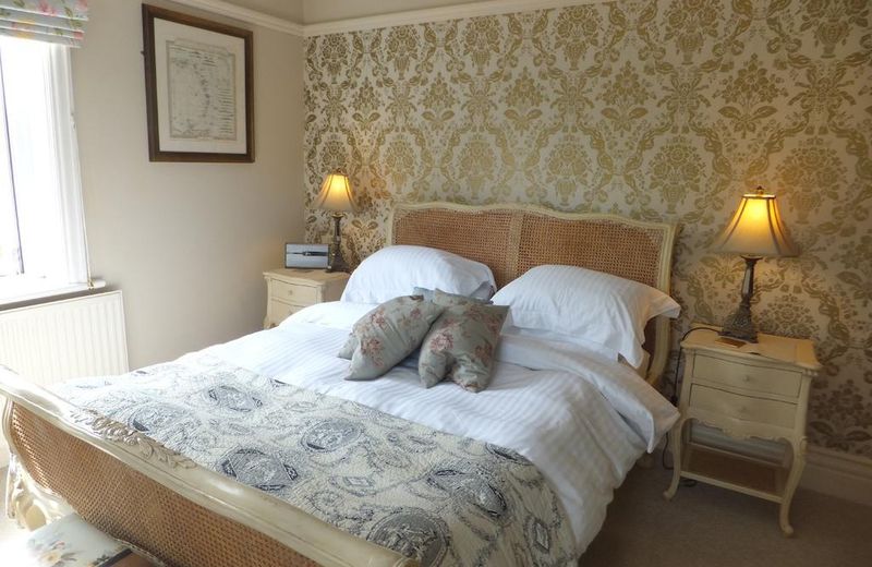 Treherne House & The Malvern Retreat