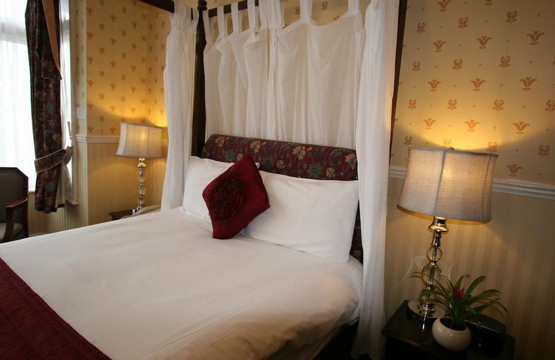 Grange Moor Hotel