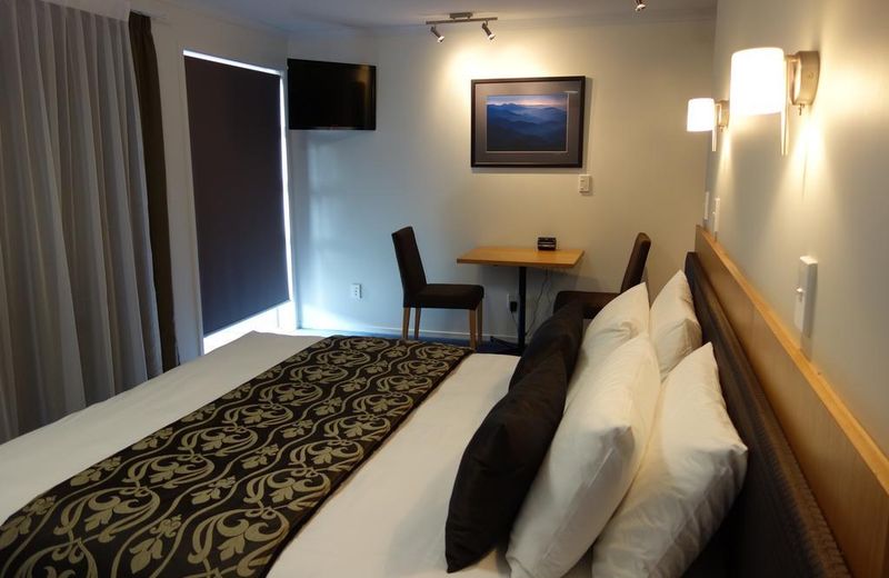 Parakai Springs Lodge