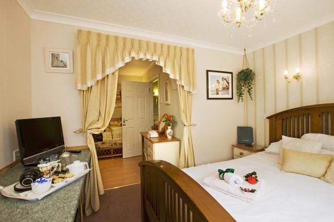 ANTRUAN BED AND BREAKFAST