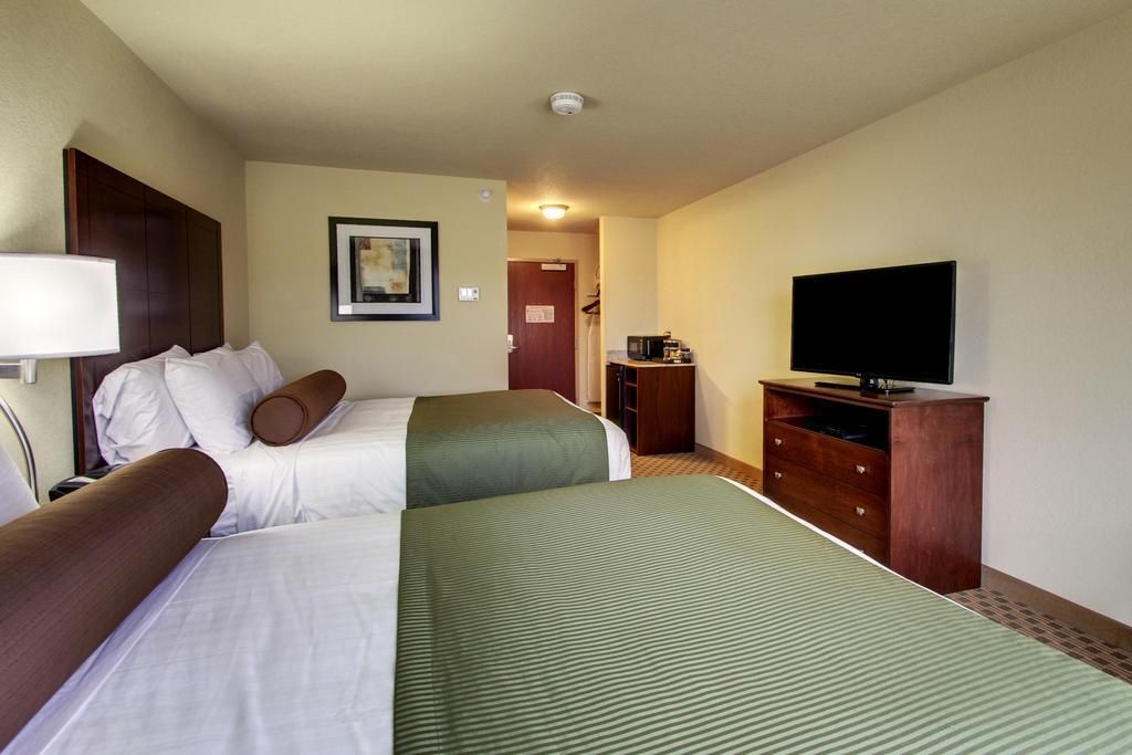 Cobblestone Inn & Suites - Avoca