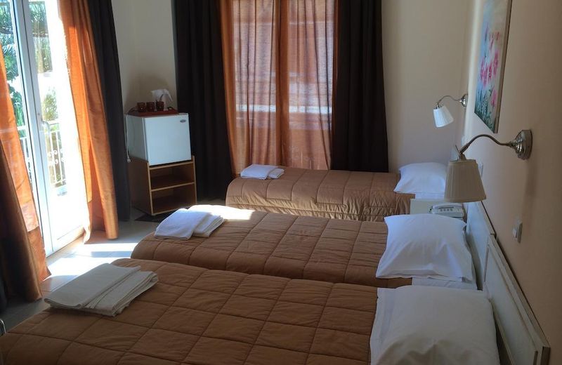 Minos Hotel