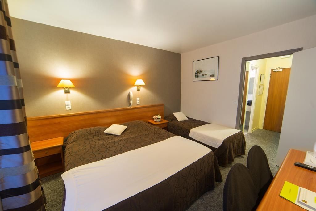 Brit Hotel le Cygne