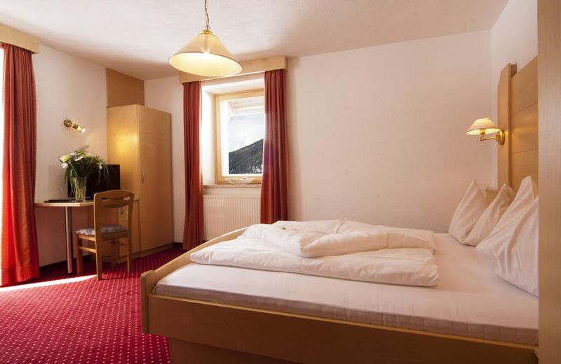Hotel Cornelia