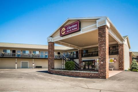 Clarion Inn & Suites Lake George