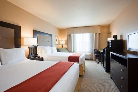 Holiday Inn Express & Suites Tulsa Midtown, an IHG Hotel