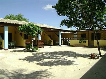 Cecil Paradise