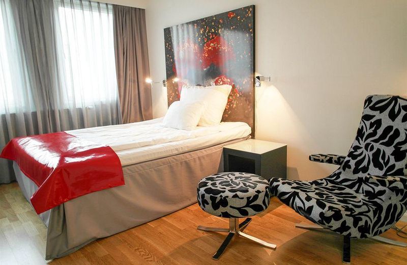 COMFORT HOTEL LIPP