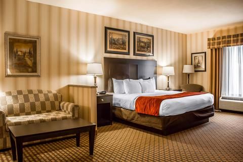 Comfort Suites Edinboro