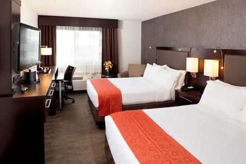 Hampton Inn Newark Airport