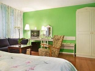 Hotel Image 1