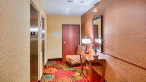 Holiday Inn Express Hotel and Suites Elk City, an IHG Hotel
