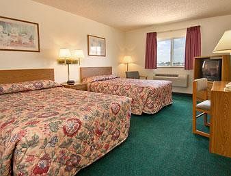 Super 8 by Wyndham Ogallala