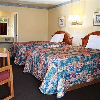 Claremore Motor Inn