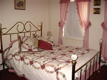 Frog's Leap Inn