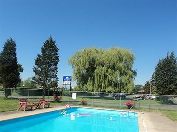 Outdoor Pictures 22