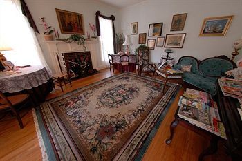 Carrier Houses B&B