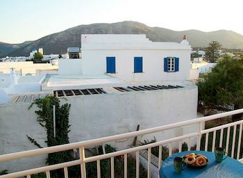 Artemon Hotel