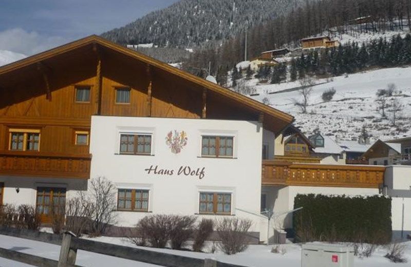 HAUS WOLF