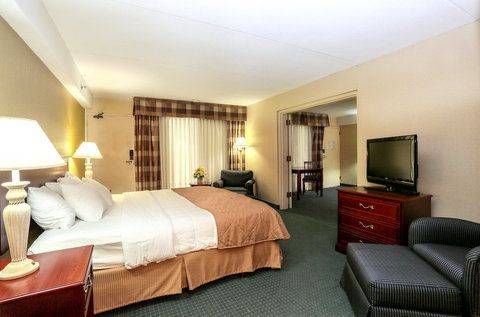 Hampton Inn & Suites Mason City, IA