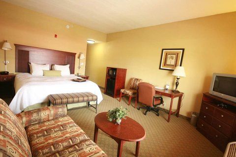 Hampton Inn & Suites Lake City