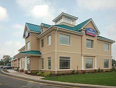 Howard Johnson by Wyndham Toms River