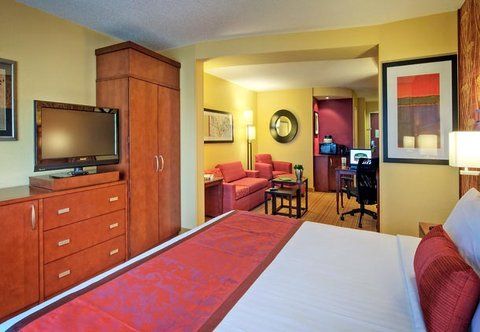 Courtyard by Marriott Johnson City
