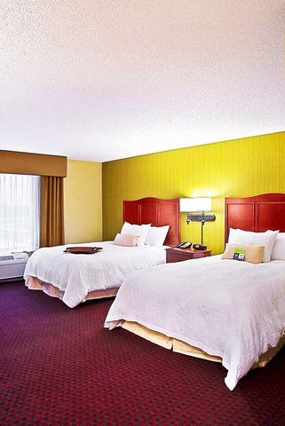 Hampton Inn & Suites Marshalltown