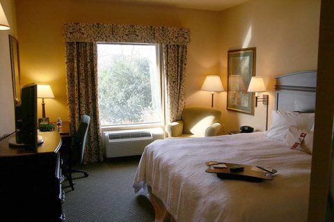 Hampton Inn & Suites Fredericksburg