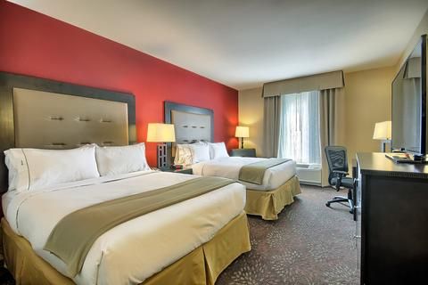 Holiday Inn Express & Suites New Martinsville, an IHG Hotel