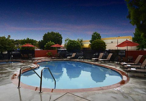 Outdoor Pictures 21
