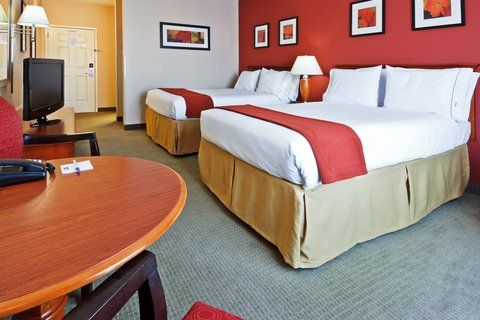 Holiday Inn Express Hotel & Suites Manchester Conference Center, an IHG Hotel