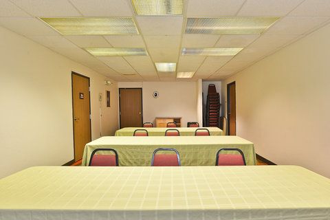 Ramada by Wyndham Platte City KCI Airport