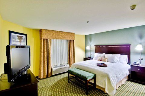 Hampton Inn and Suites Moreno Valley