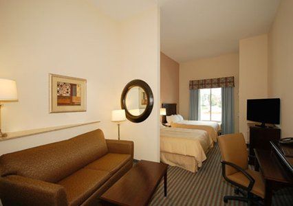 Holiday Inn Express Leland - Wilmington Area, an IHG Hotel