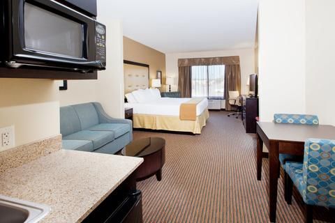 Holiday Inn Express Hotel & Suites Cordele North