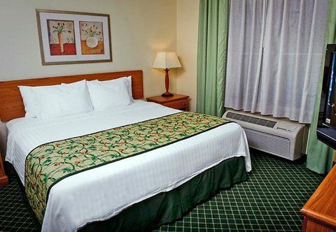 Fairfield Inn & Suites Naperville/Aurora