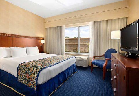 Courtyard Ventura Simi Valley