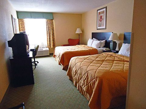 Holiday Inn Express & Suites Wapakoneta, an IHG Hotel