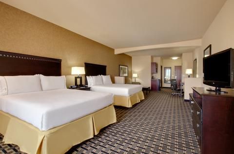 Holiday Inn Express Hotel & Suites Ennis, an IHG Hotel