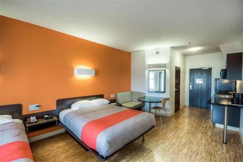 Motel 6-Headingley, MB - Winnipeg West