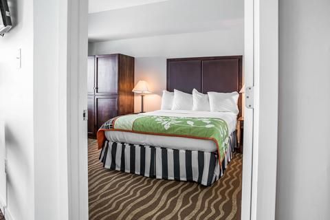 Island Inn & Suites, Ascend Hotel Collection