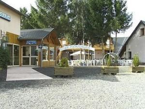 Outdoor Pictures 3