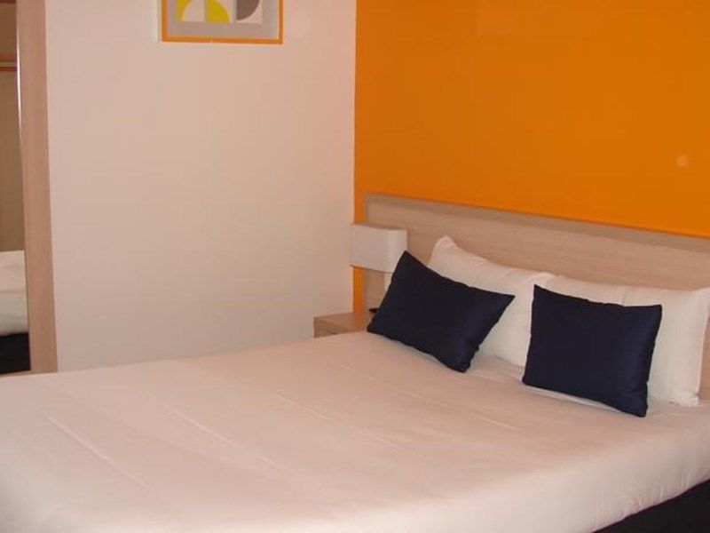 Budget Inn Barbizon - Fontainebleau