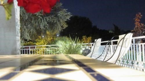Outdoor Pictures 12