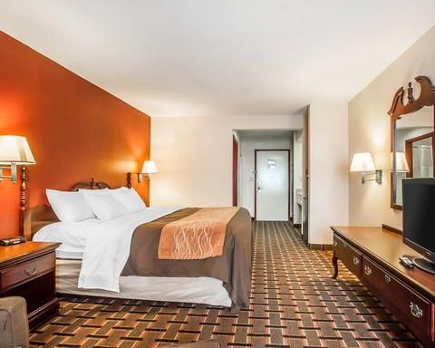 Quality Inn Edmund Pettus Bridge Area