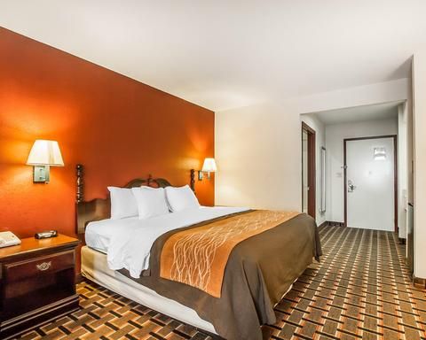 Quality Inn Edmund Pettus Bridge Area